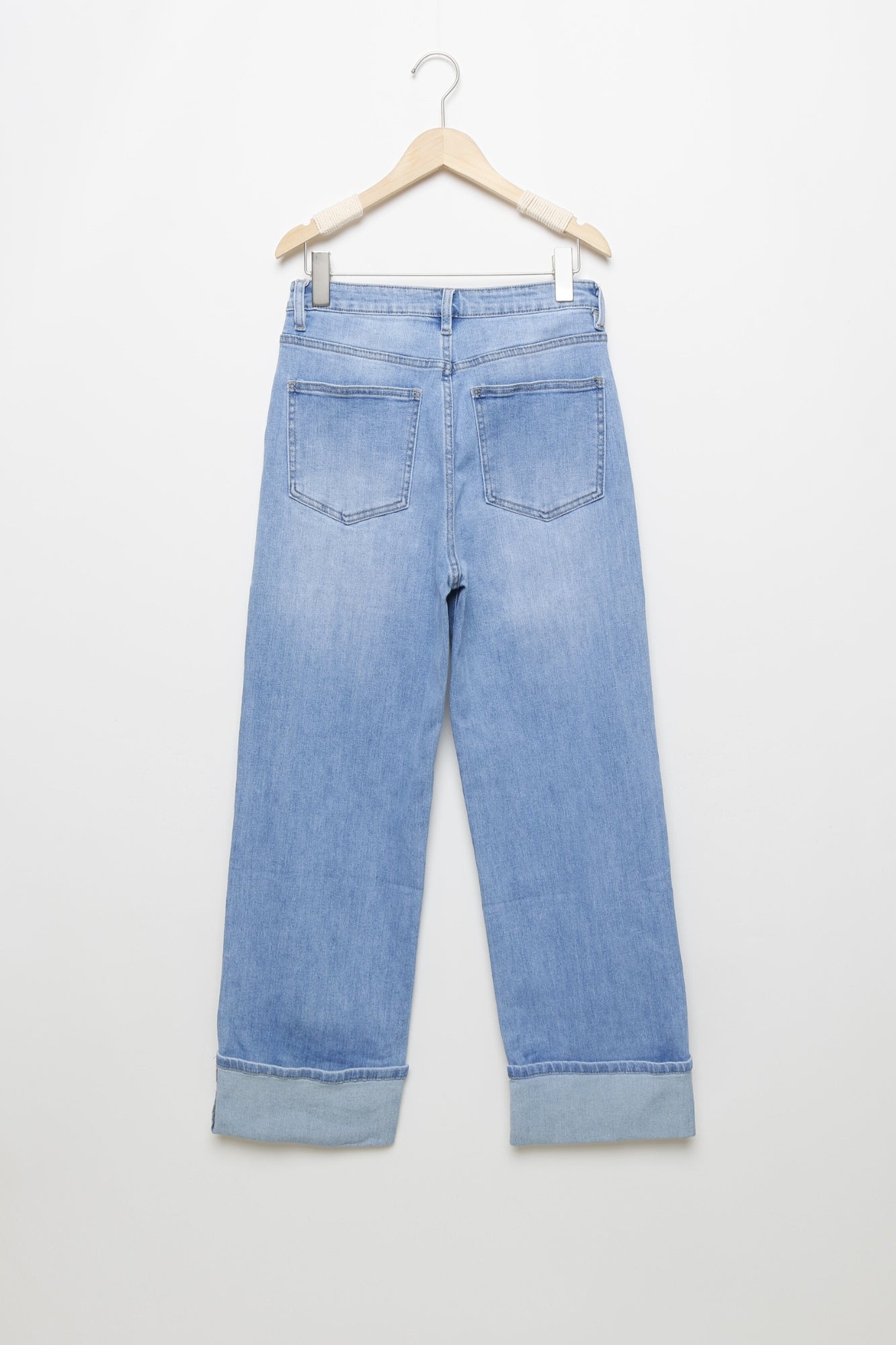 JEANS ARMONIAS RUEDO