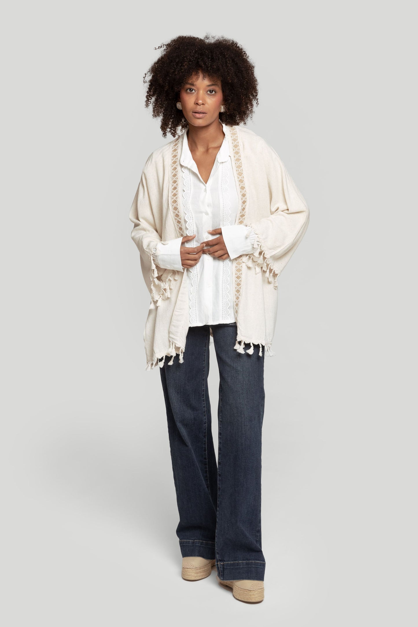 CHAQUETA ARMONIAS POMPONES