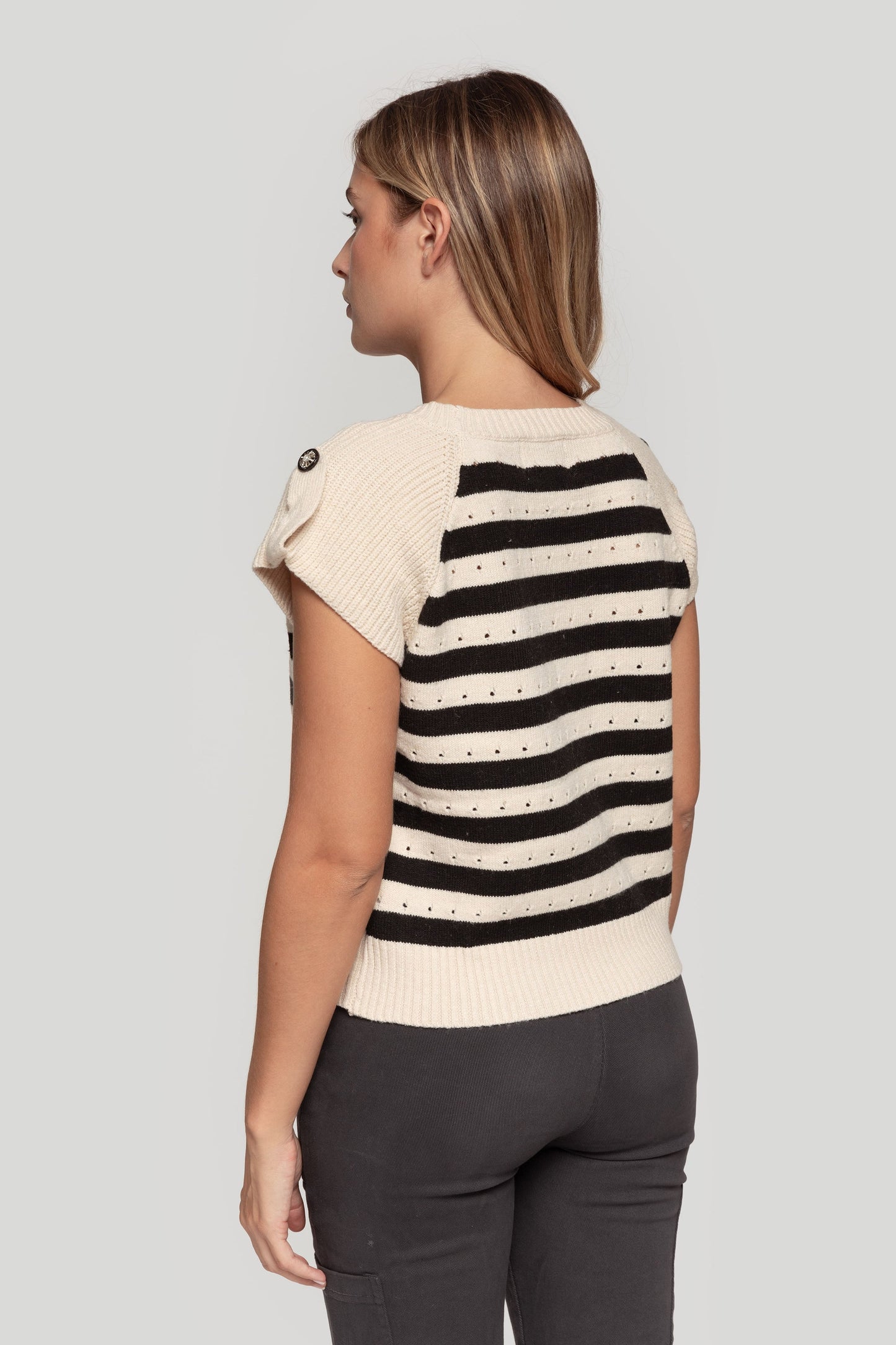 CHALECO ARMONIAS BOTONES