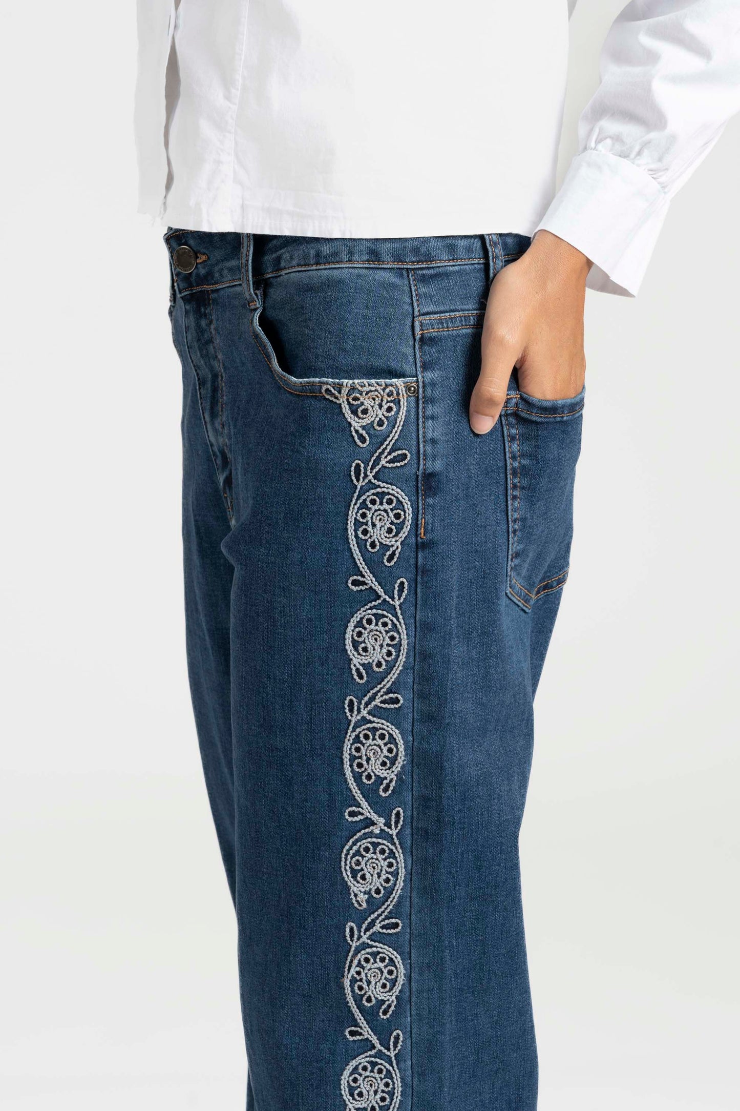 JEANS ARMONIAS TEEN BORDADOS