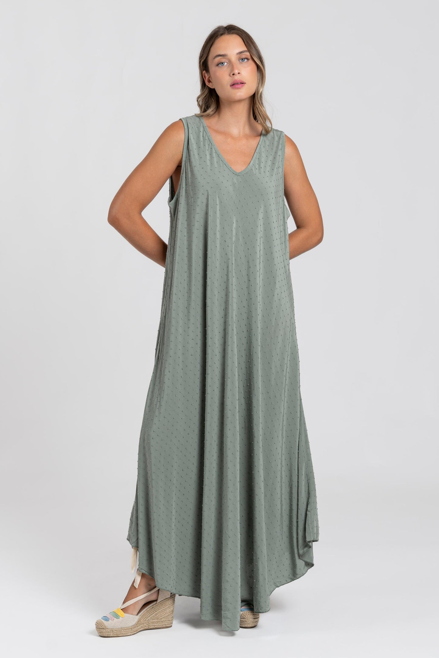 VESTIDO ARMONIAS CURVE TINA