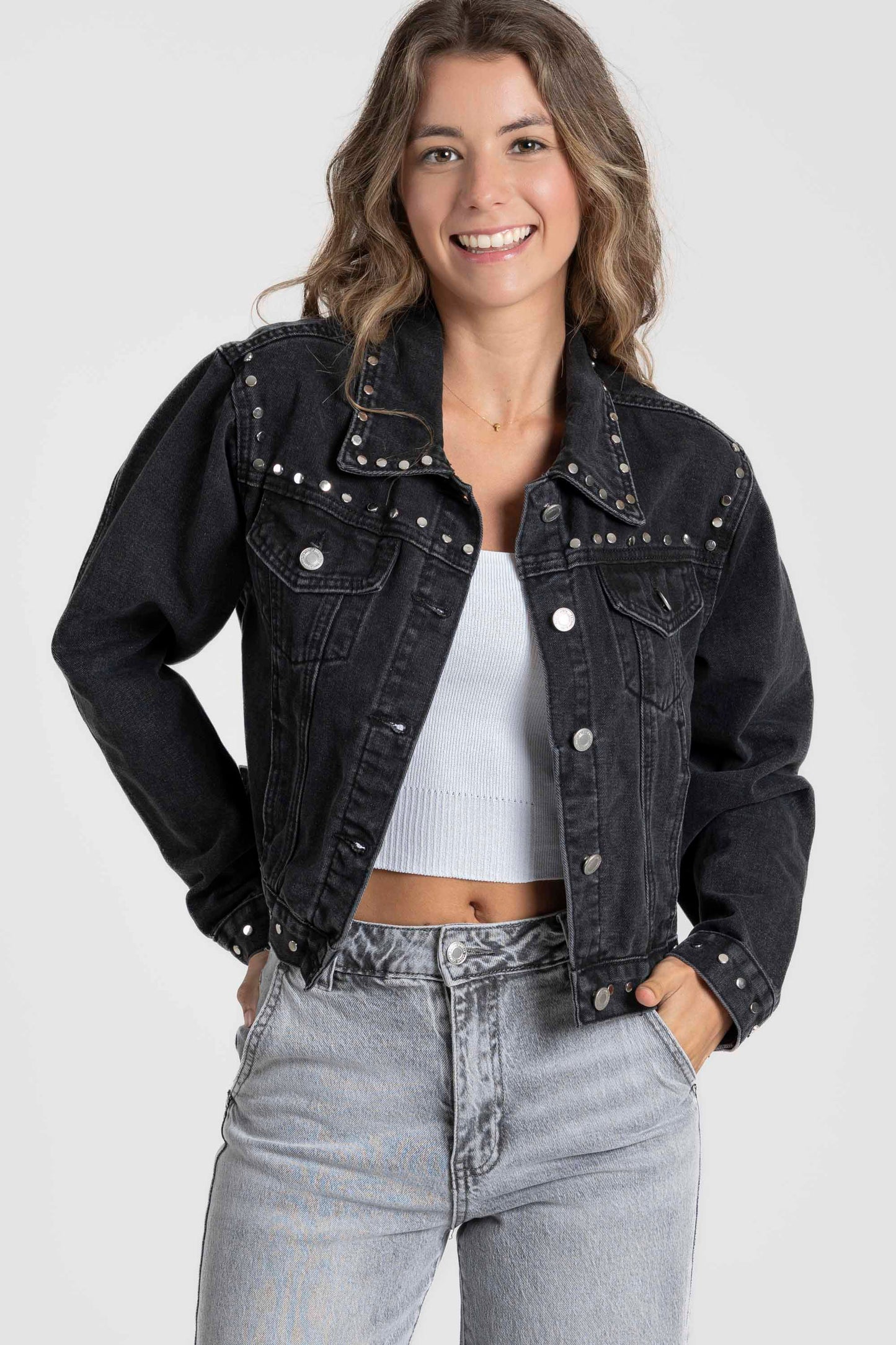 CHAQUETA ARMONIAS TEEN TACHUELAS