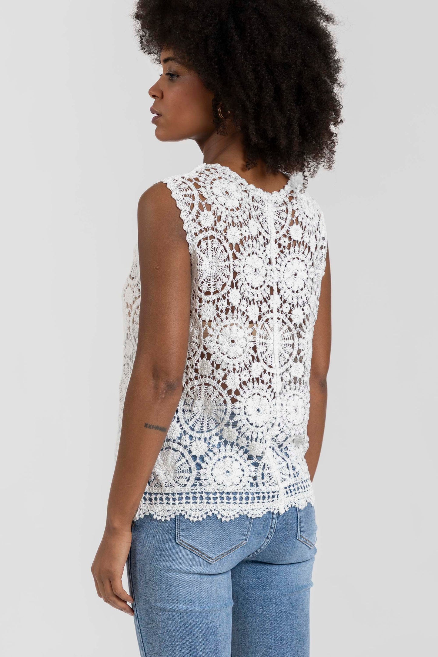 CHALECO ARMONIAS LARA