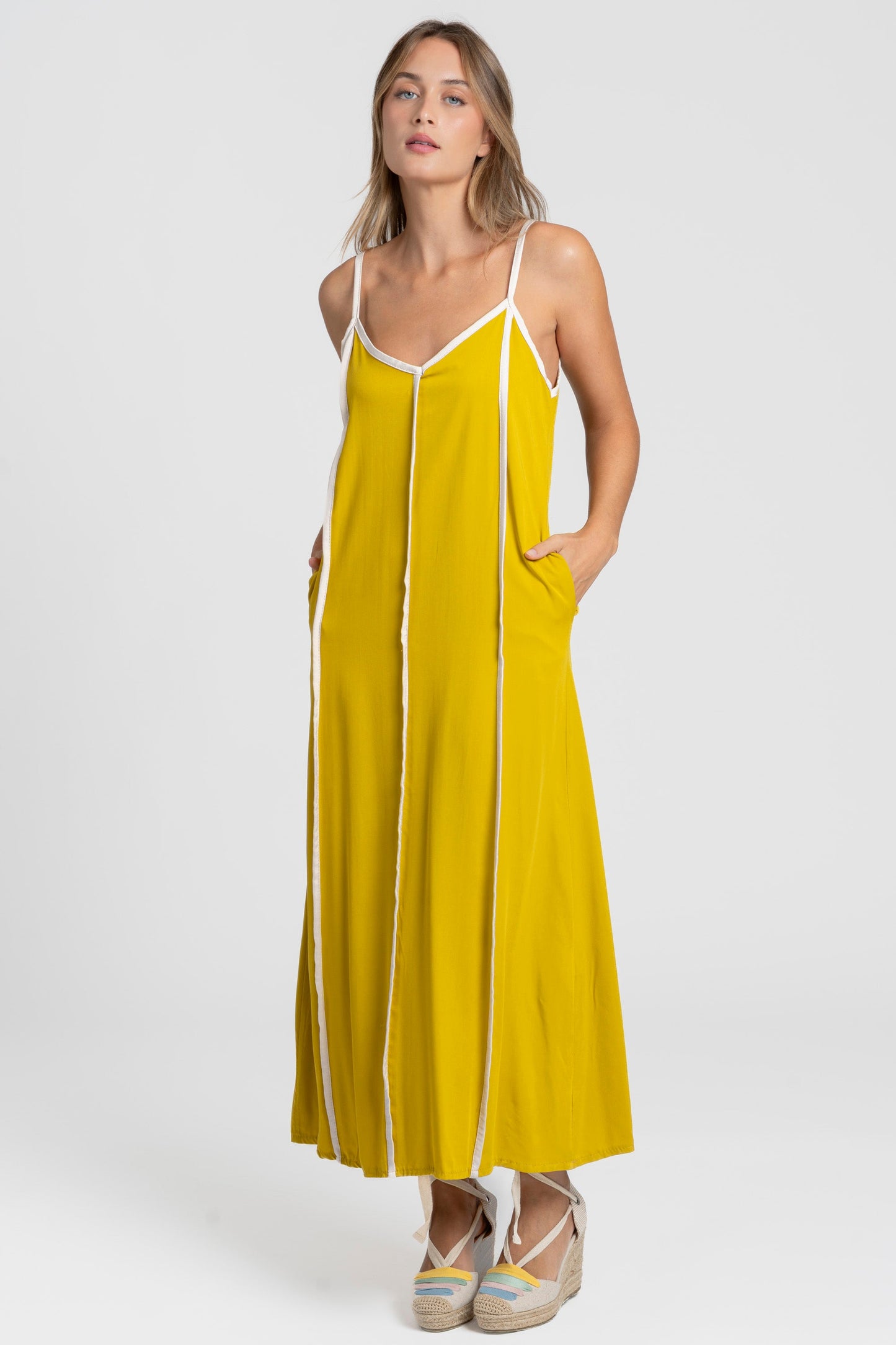 VESTIDO ARMONIAS AURORA