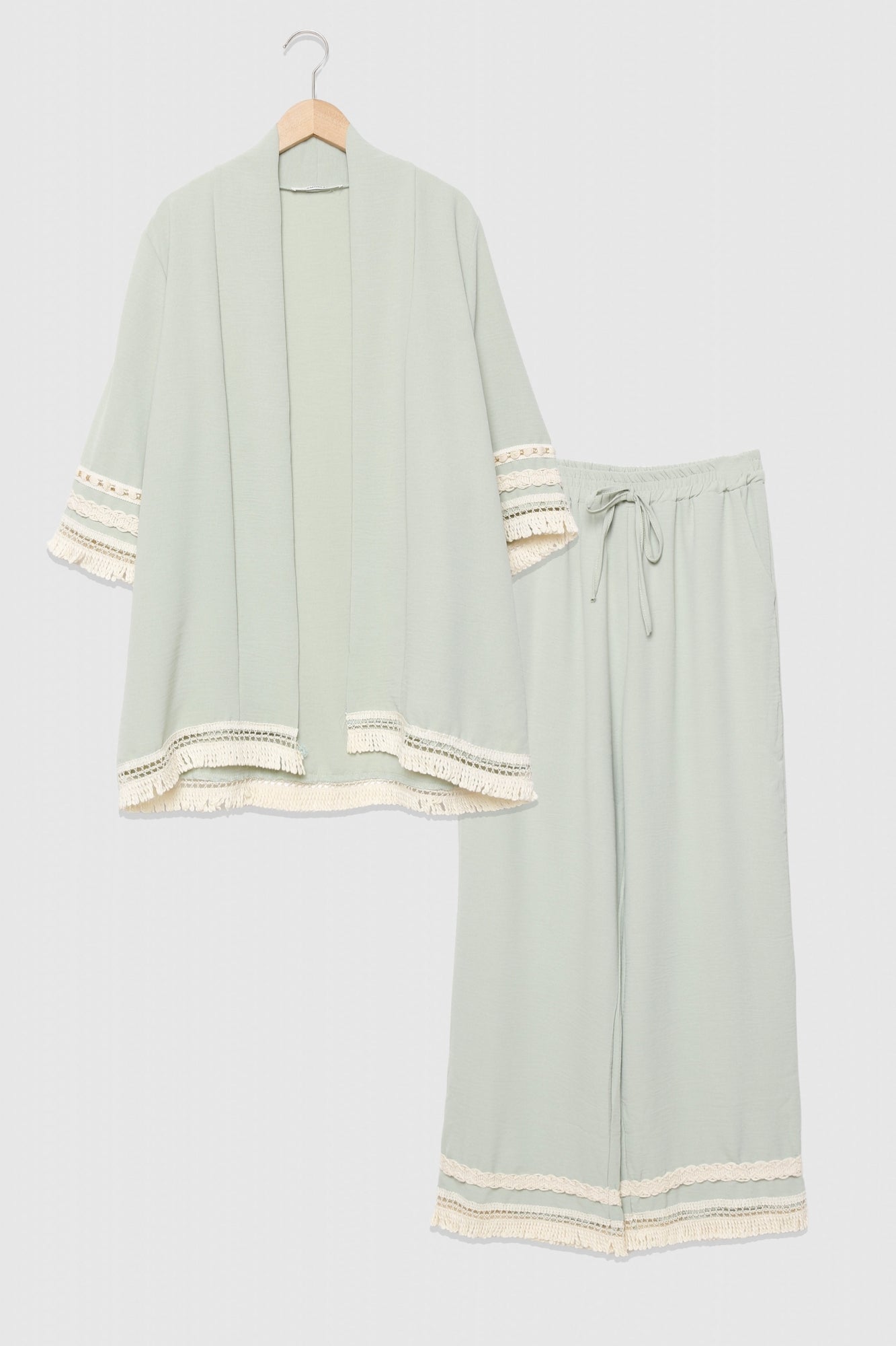 CONJUNTO ARMONIAS PISA