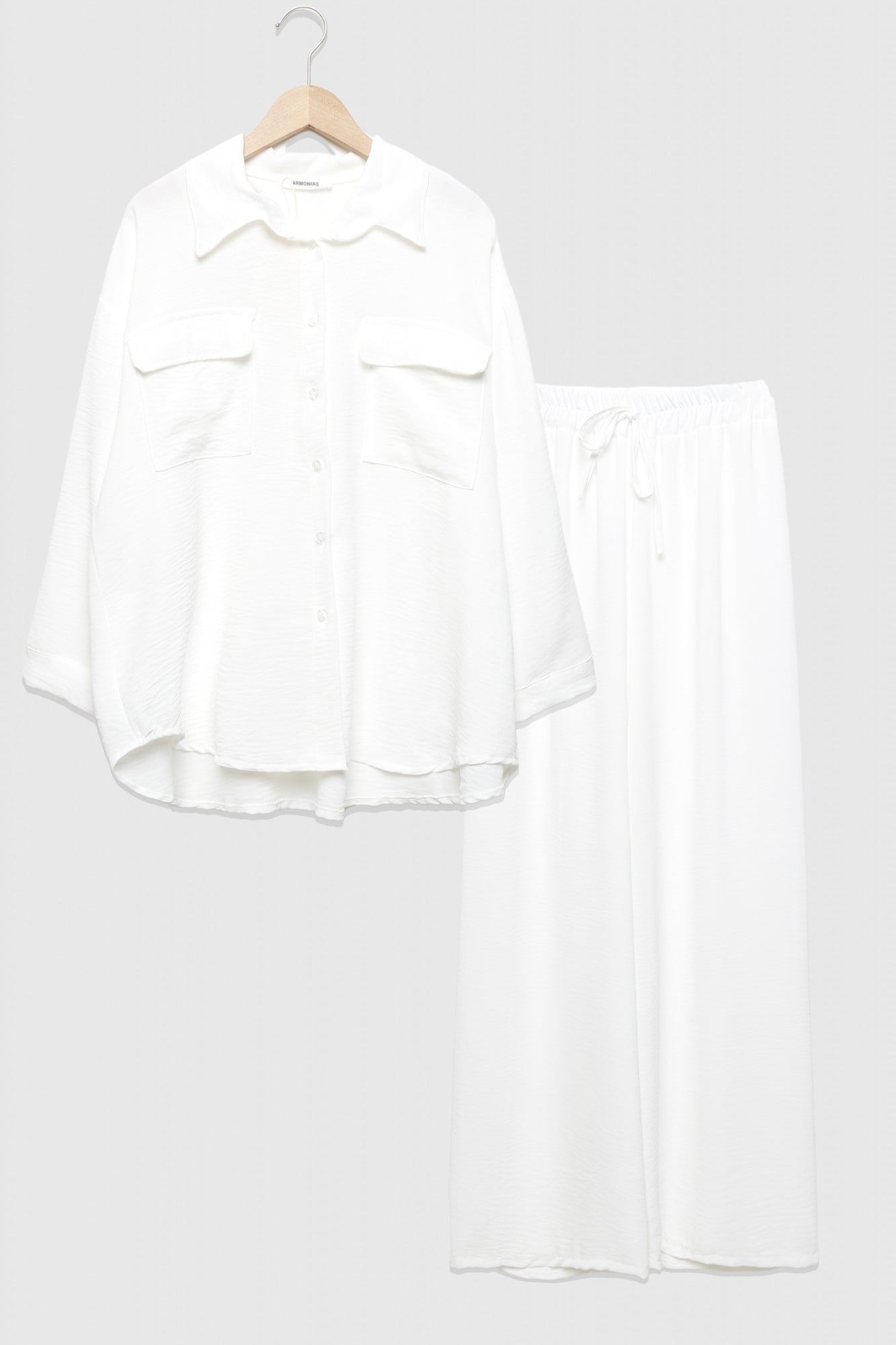 CONJUNTO ARMONIAS BARI