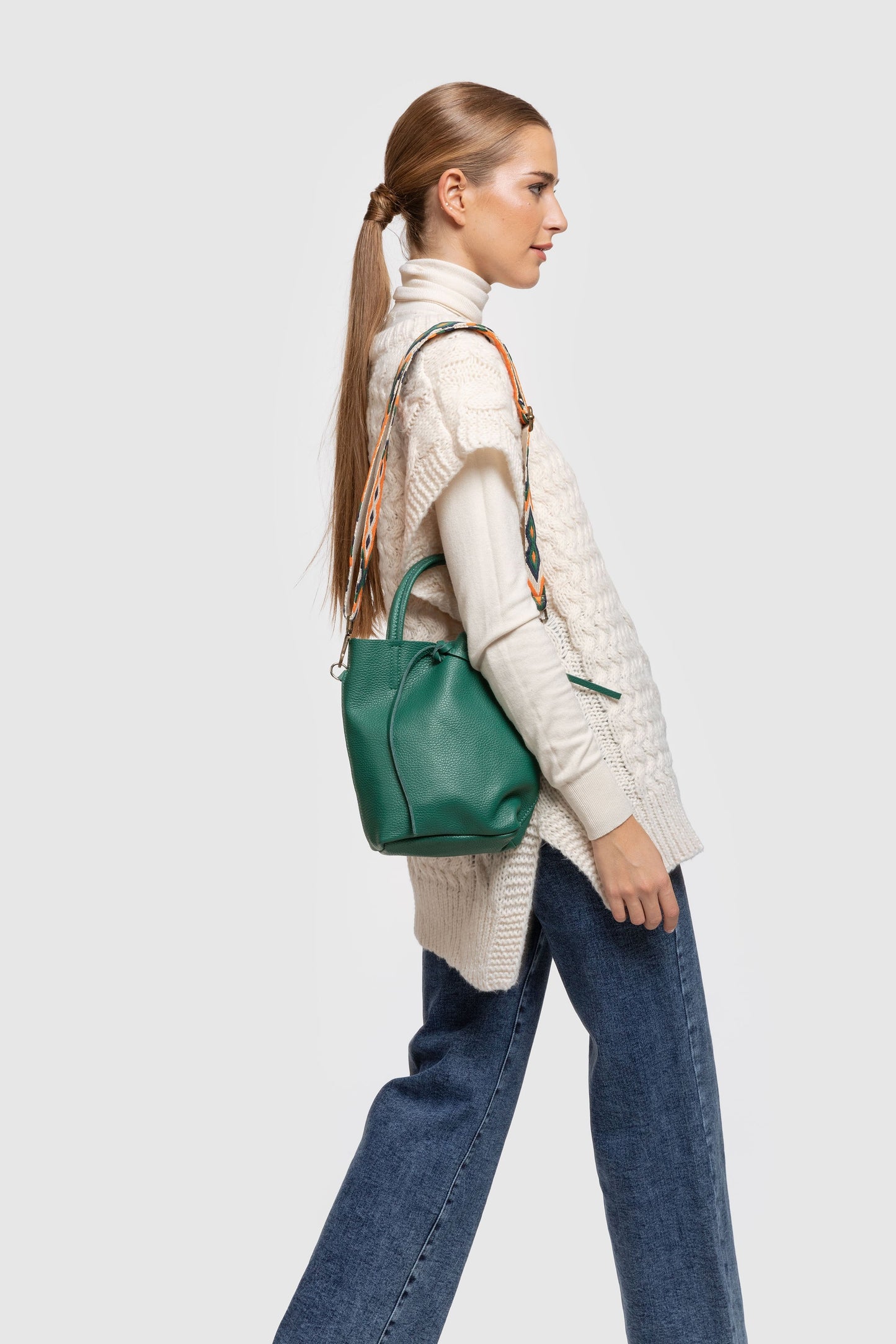 CHALECO ARMONIAS OCHOS