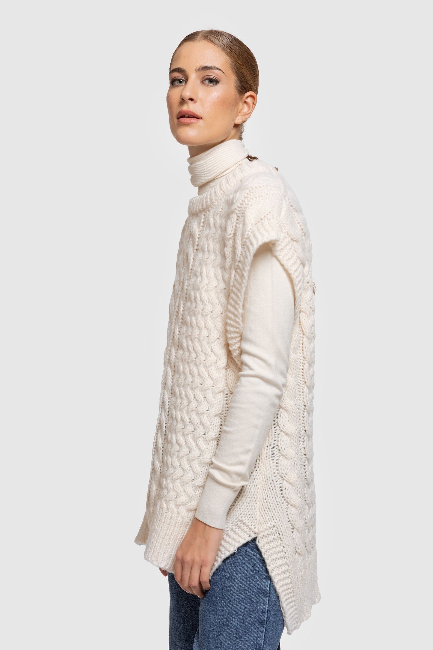 CHALECO ARMONIAS OCHOS