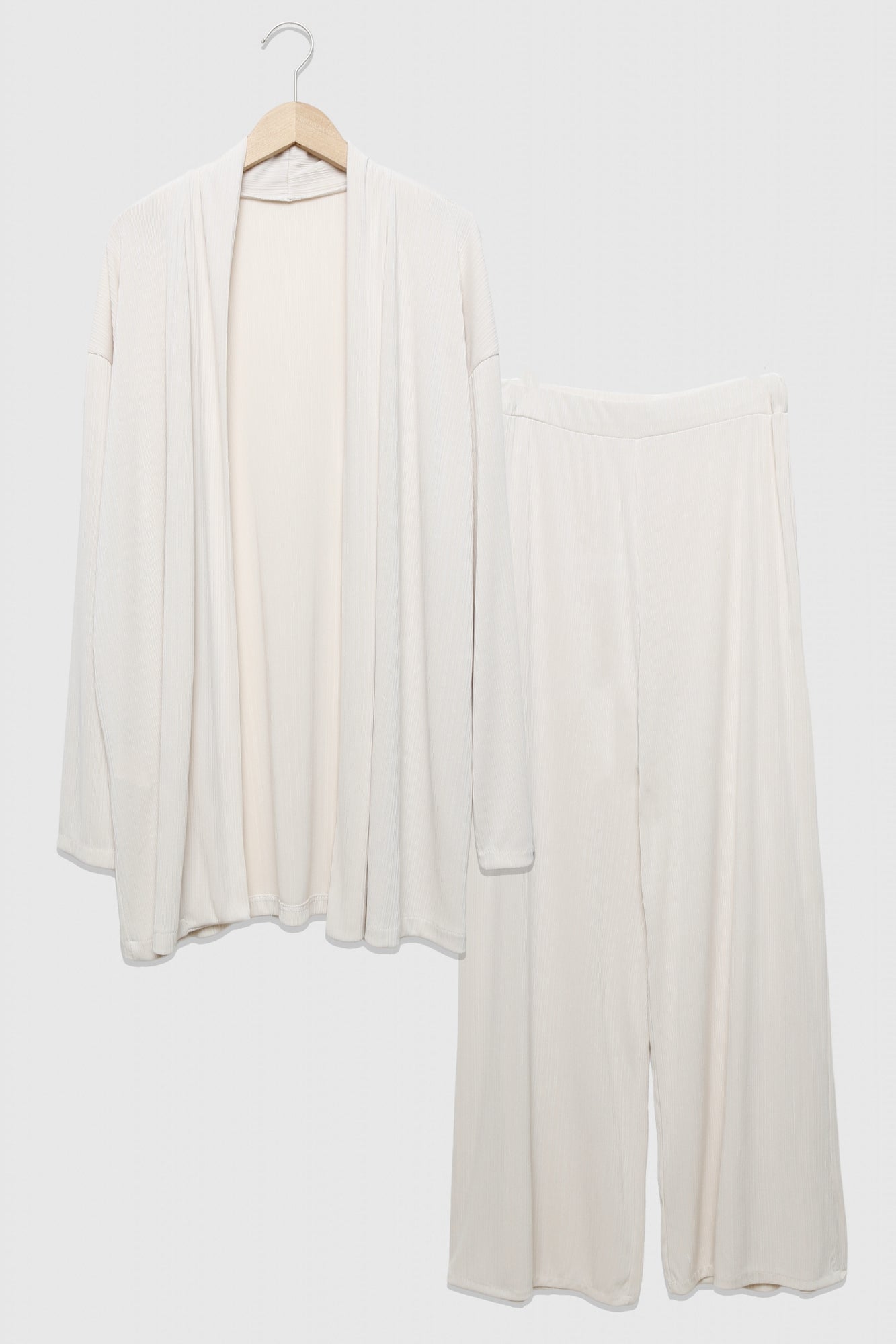 CONJUNTO ARMONIAS CURVE KIMONO VICTORIA