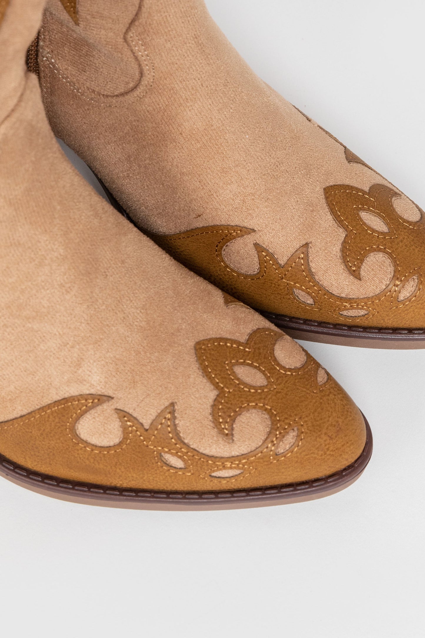 BOTA ARMONIAS DETALLES