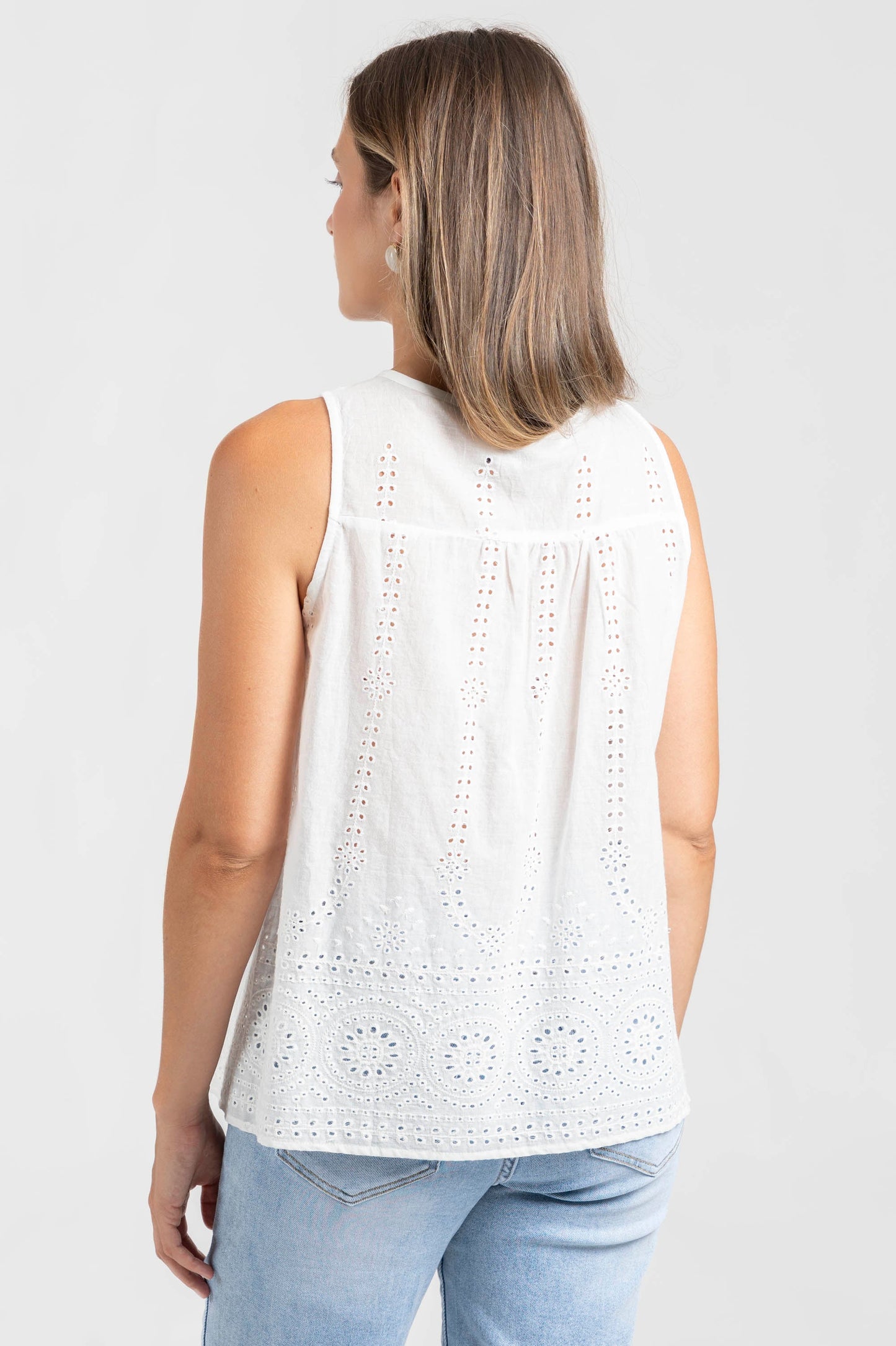 TOP ARMONIAS CON BORDADOS