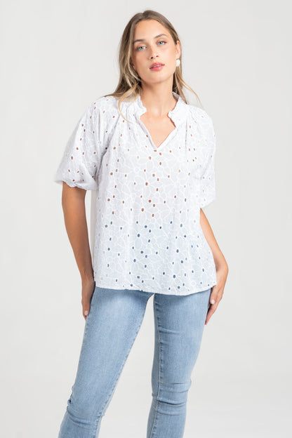 BLUSA ARMONIAS BORDADOS