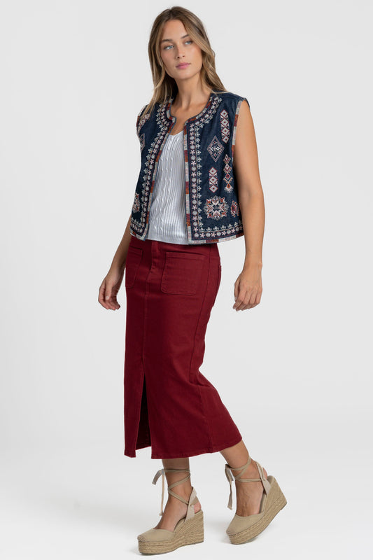 CHALECO ARMONIAS BORDADOS