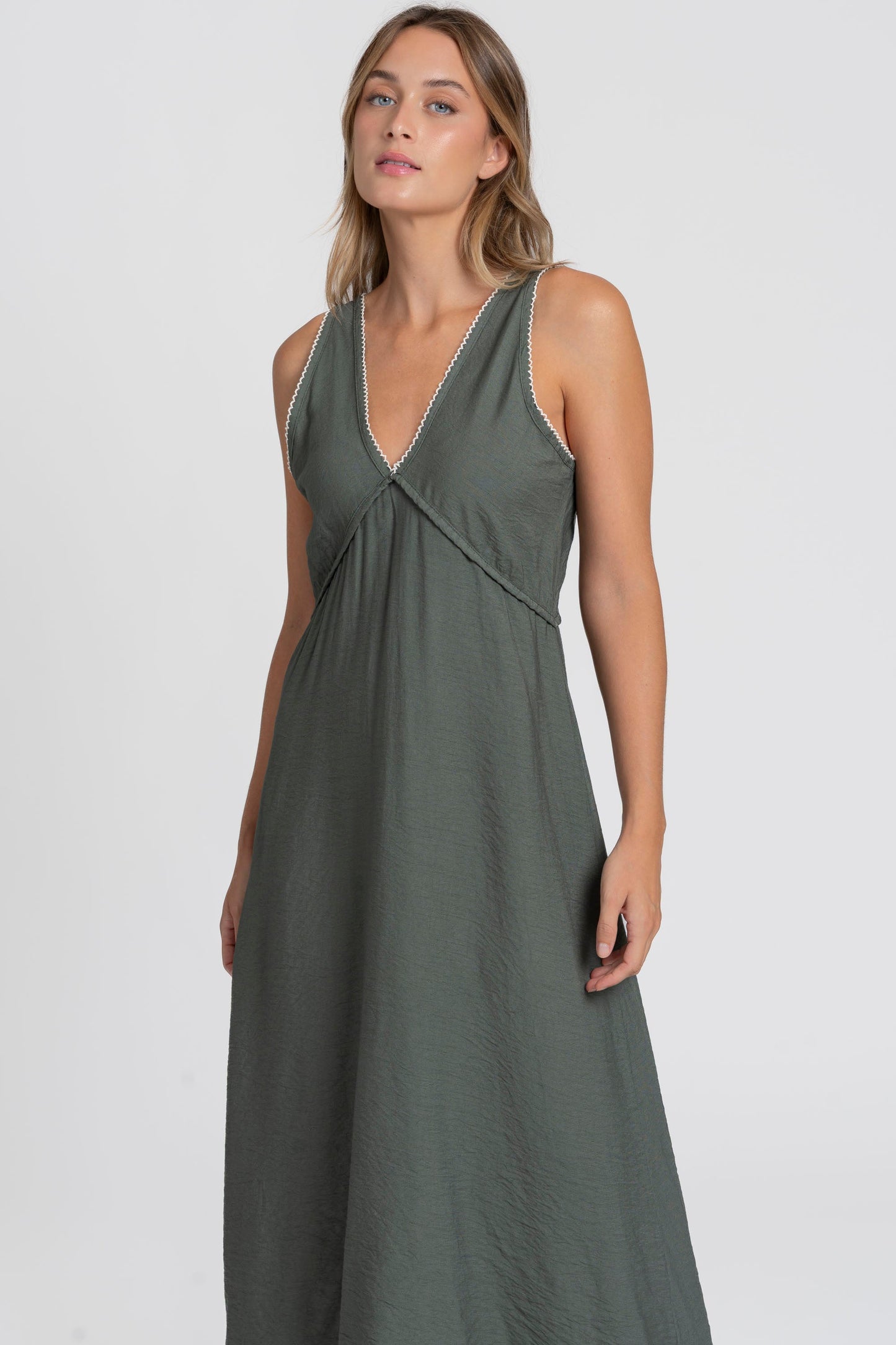 VESTIDO ARMONIAS LEIA