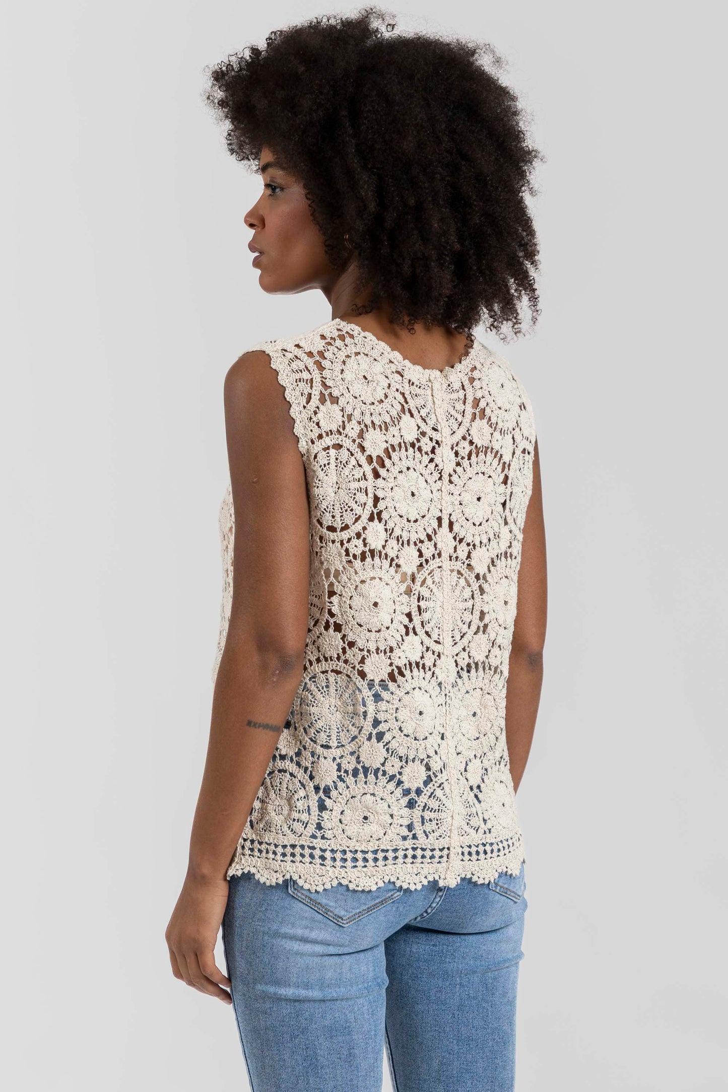 CHALECO ARMONIAS LARA