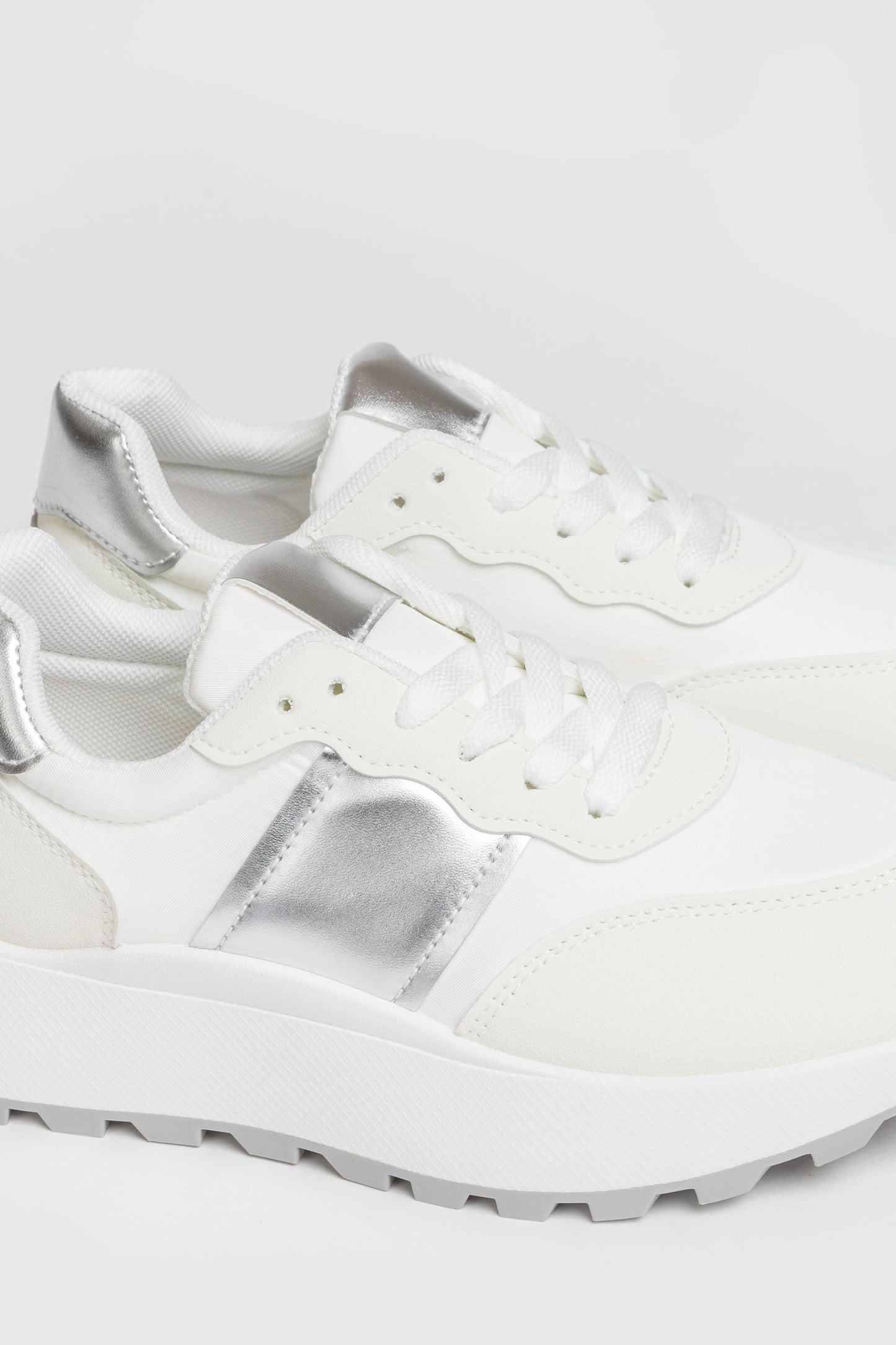 DEPORTIVAS ARMONIAS SUELA